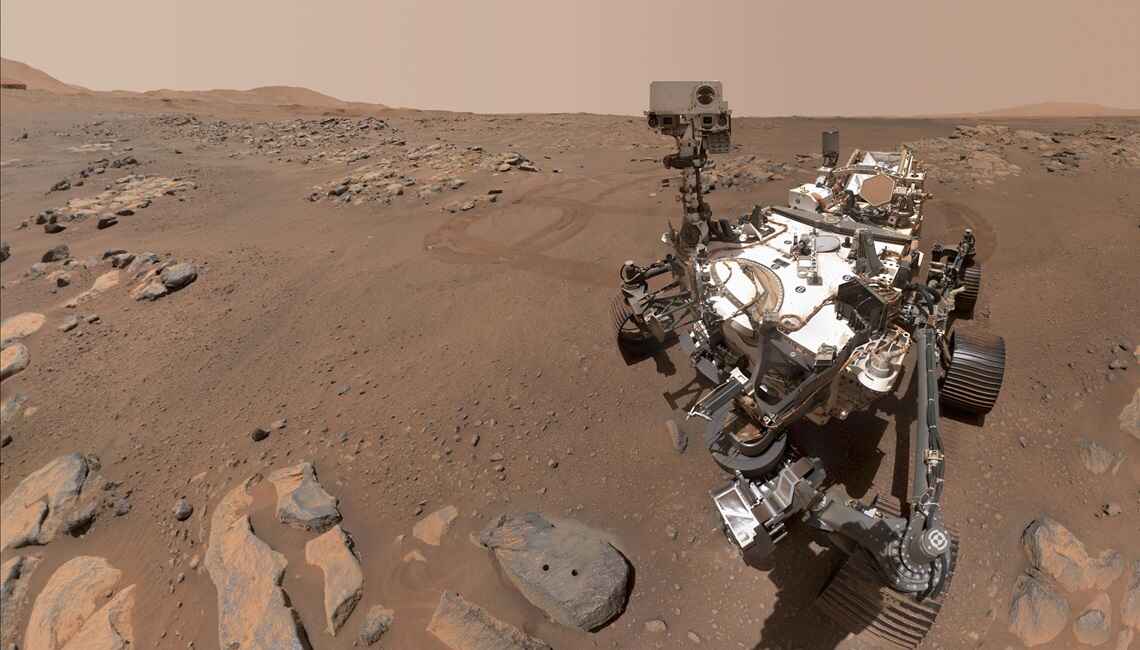 Robot de la NASA en el planeta Marte.