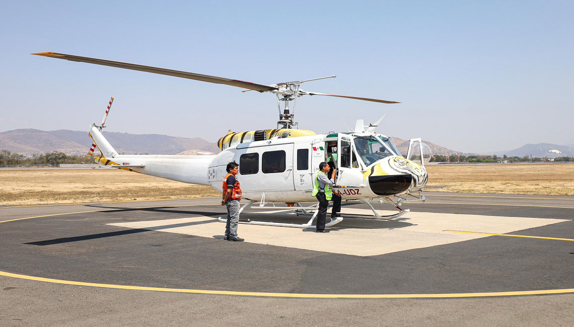 Coesfo refuerza con un helicóptero el combate a incendio forestal en el Istmo