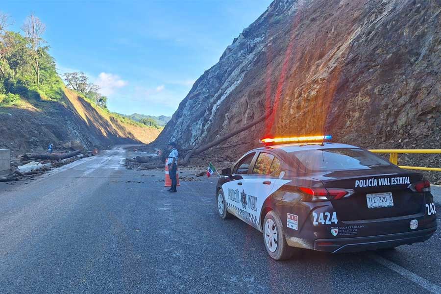 Policía Vial reporta cortes a la circulación en diversos puntos de la Costa por lluvias