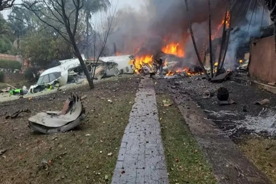 Avión se estrella a las afueras de Sao Paulo, Brasil; reportan 62 muertos