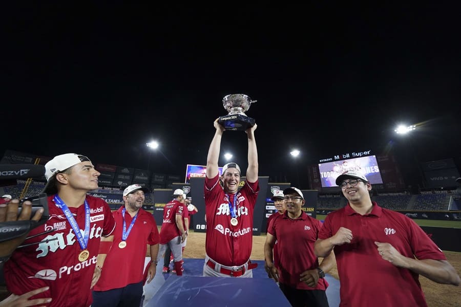 Diablos Rojos del México se coronan campeones de la LMB; barren a Sultanes en la Serie del Rey