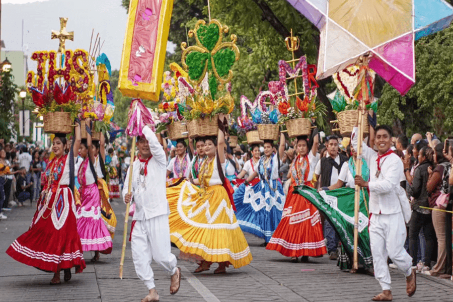 Las actividades de la Guelaguetza se pueden seguir en vivo.