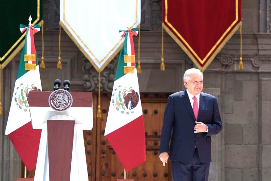 Oaxaca, presente en el mensaje de AMLO desde el Zócalo