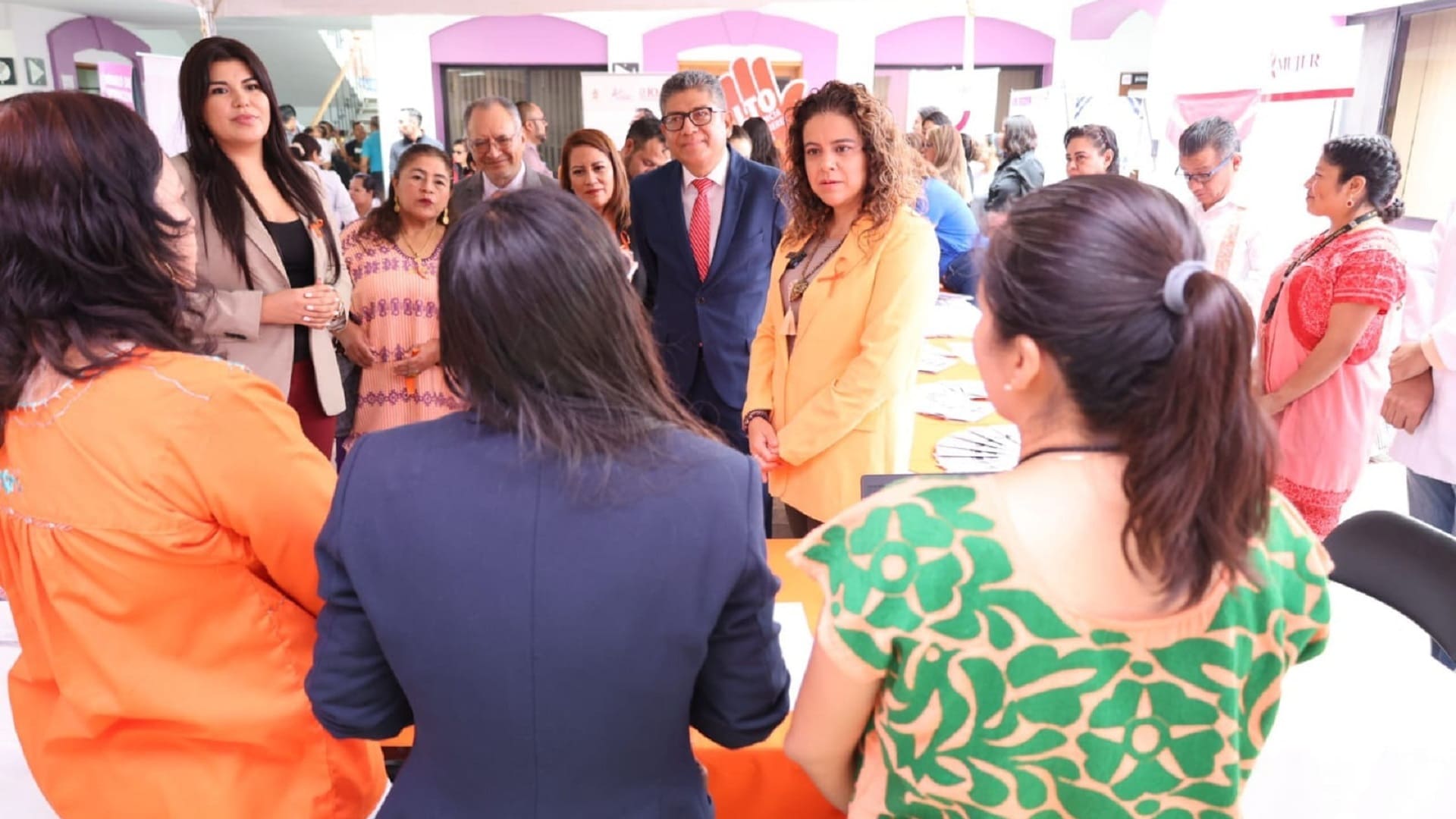 Poder Judicial de Oaxaca inaugura las Ferias del Día Naranja