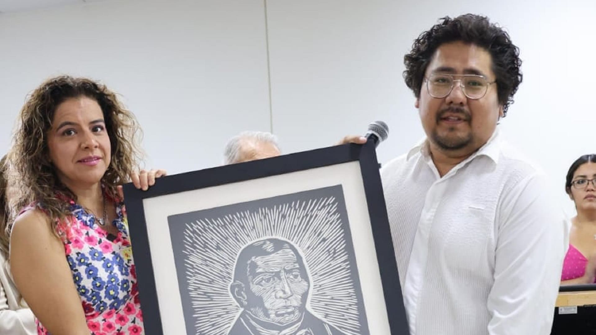 Voluntariado del PJEO inaugura la exposición “Mundos internos”, un espacio para el arte en Oaxaca