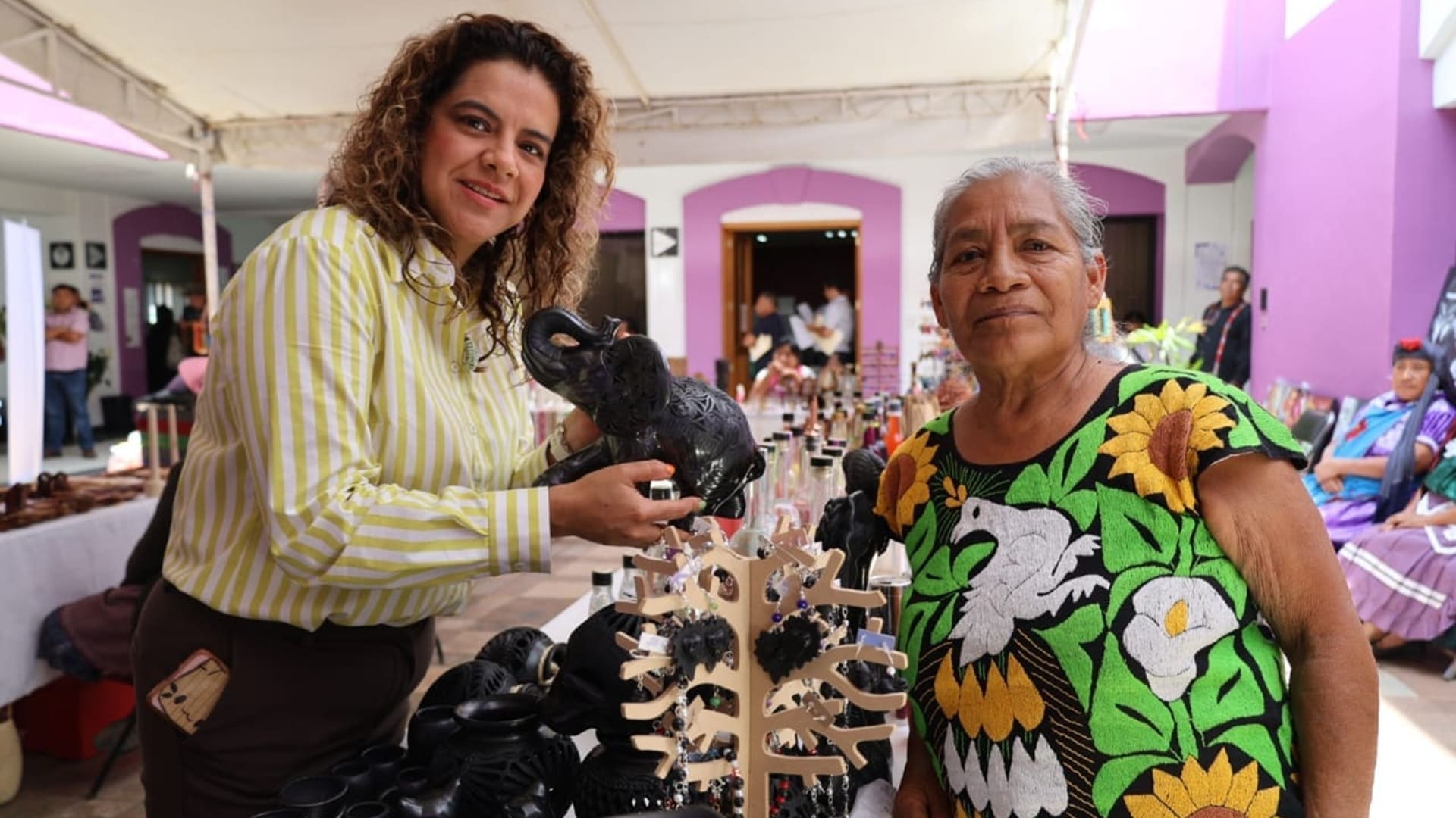 Con Expo Venta apoya Voluntariado del PJEO a artesanos de la tercera edad