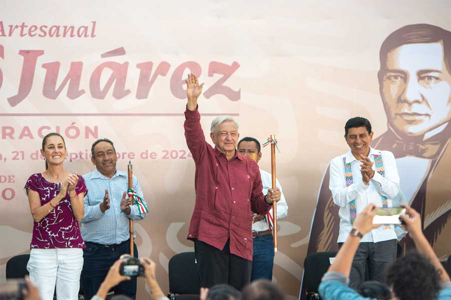 AMLO enamorado de Oaxaca