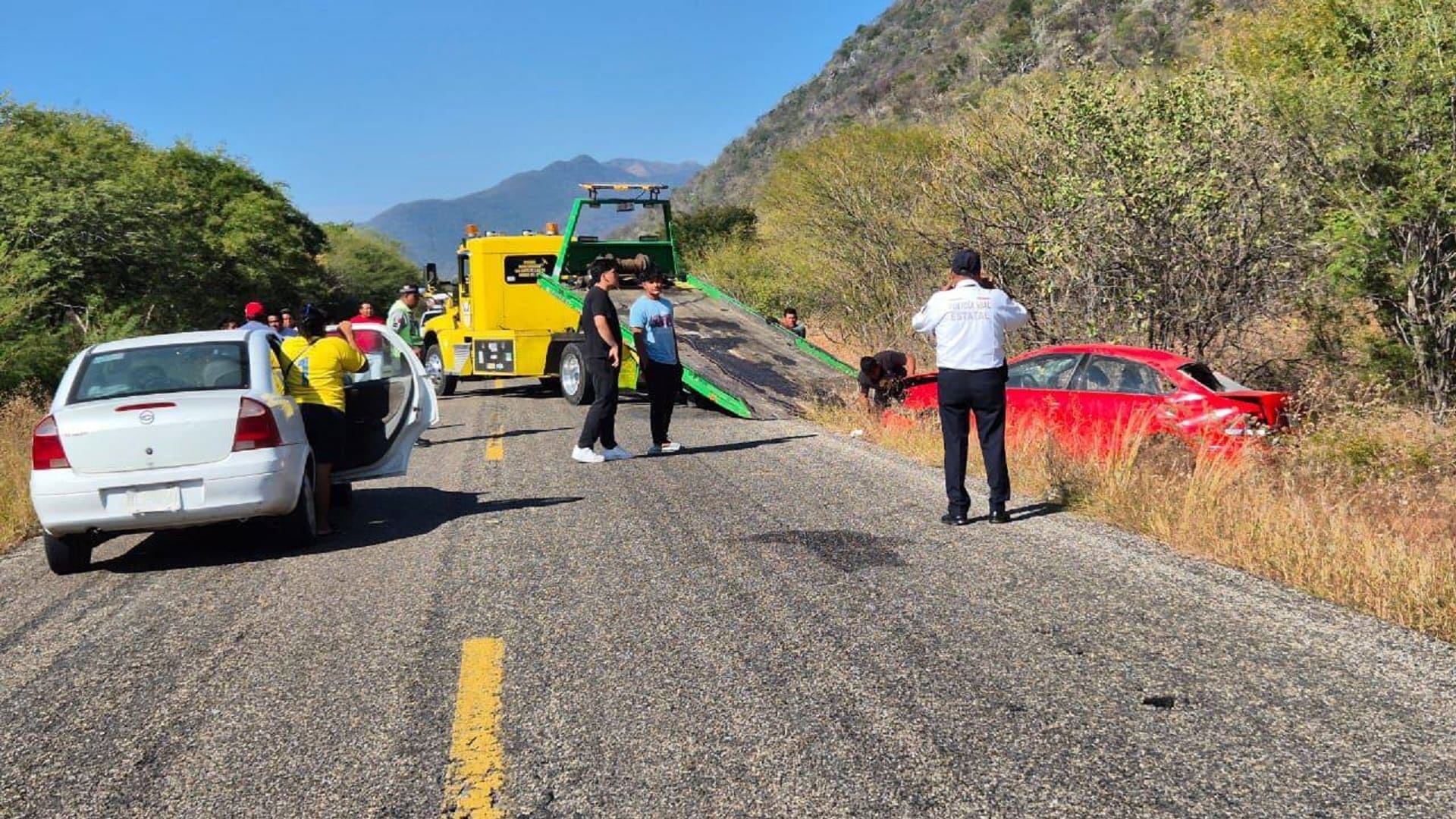Policía Vial Estatal exhorta a reforzar medidas de seguridad para reducir accidentes en fin de año Policía Vial Estatal exhorta a reforzar medidas de seguridad para reducir accidentes en fin de año
