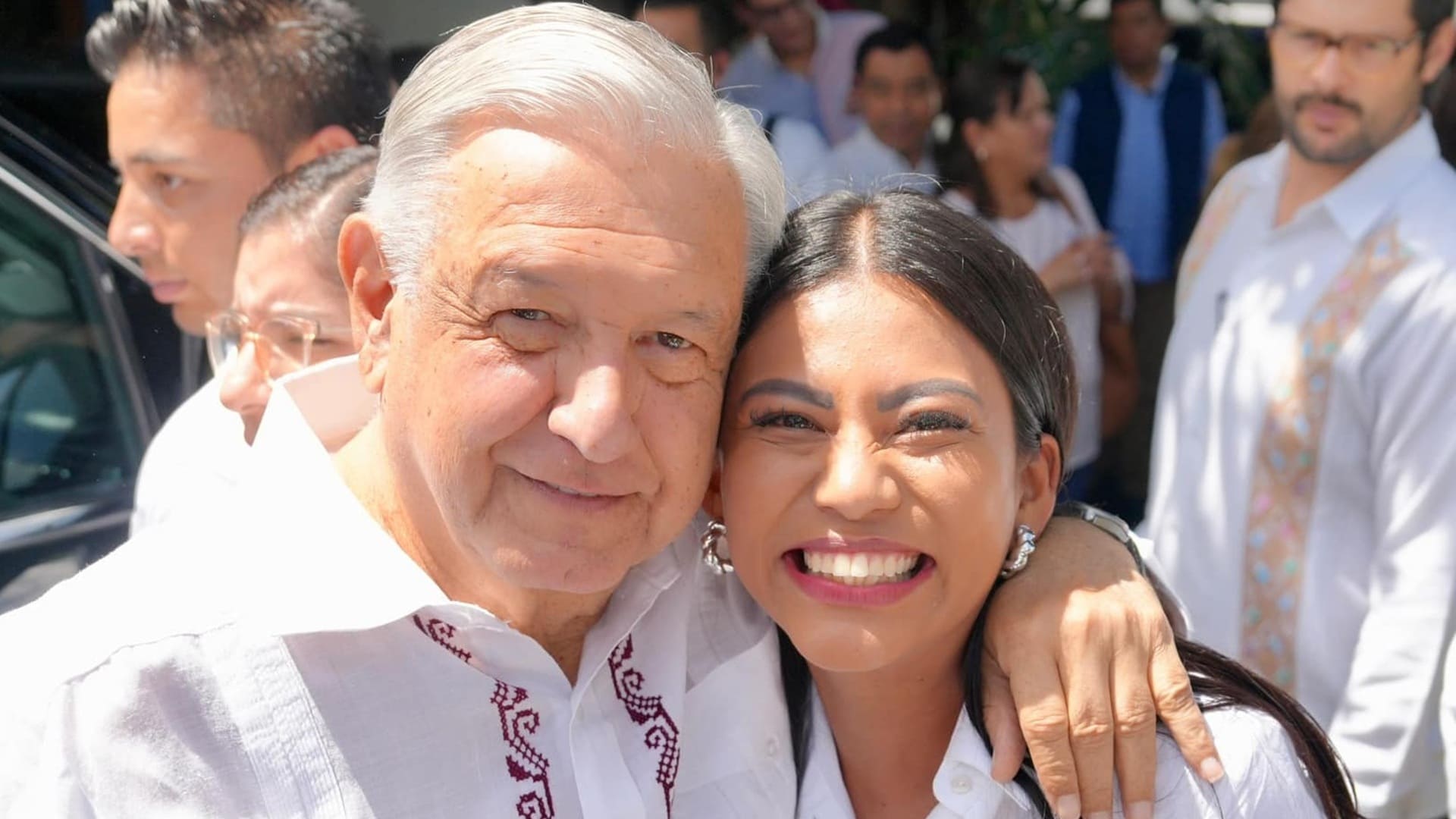 Karla Clarissa Bornios Peláez, la diputada de la educación y la multiculturalidad Karla Clarissa Bornios Peláez, la diputada de la educación y la multiculturalidad