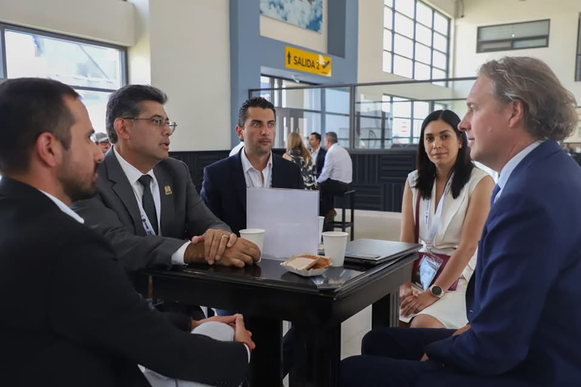 Oaxaca busca ser actor clave en la industria aeroespacial de México