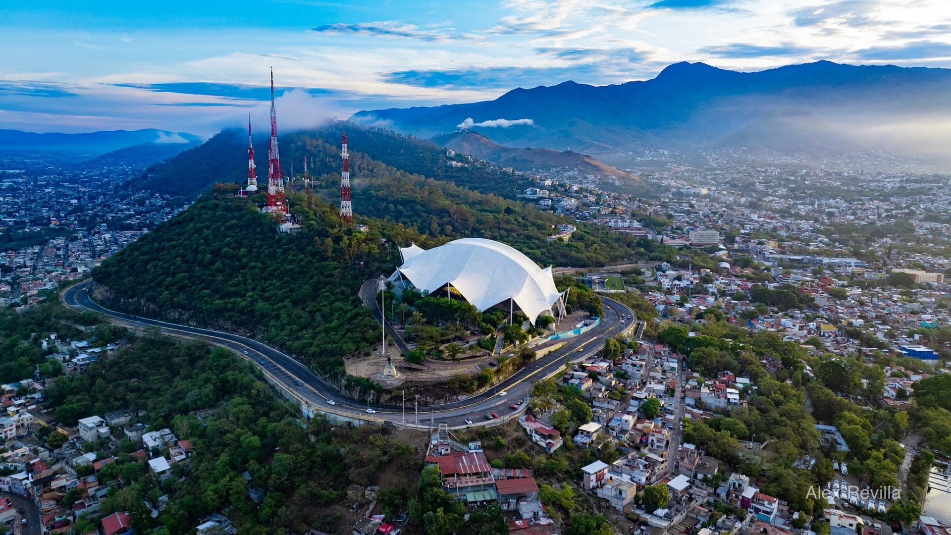 Oaxaca de Juárez celebra su 493 aniversario con rango de ciudad