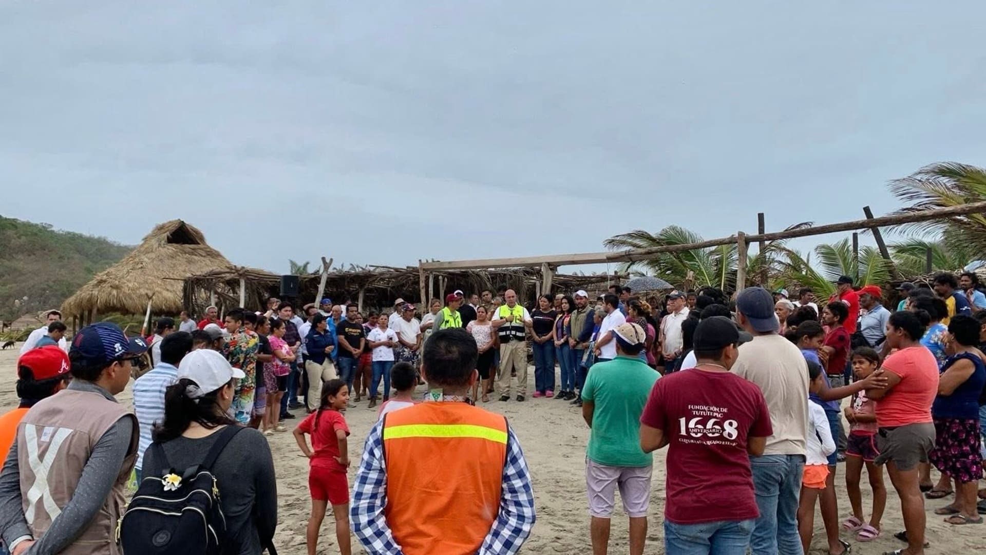 Daños a casas, infraestructura eléctrica, carreteras y hospitales; el reporte preliminar del paso de Erick por Oaxaca