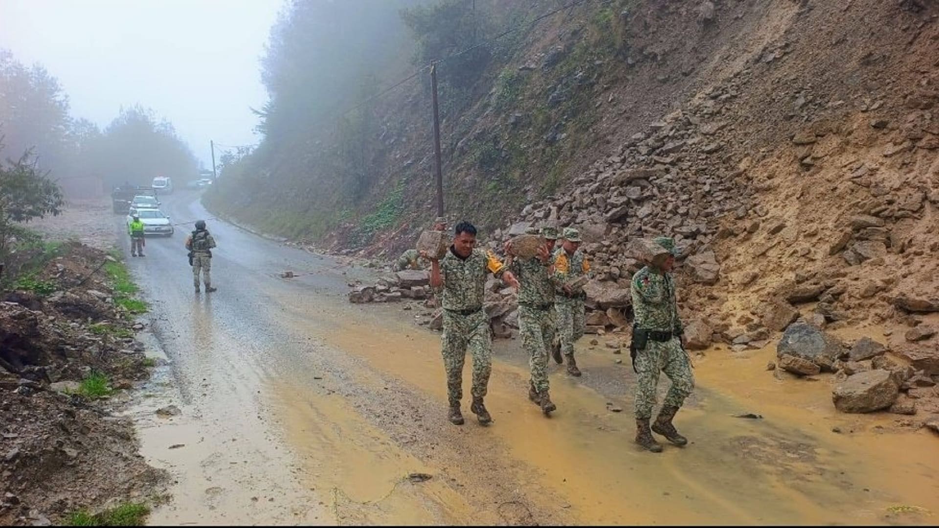 Decenas de municipios de la Costa, sin energía eléctrica ni telefonía Decenas de municipios de la Costa, sin energía eléctrica ni telefonía