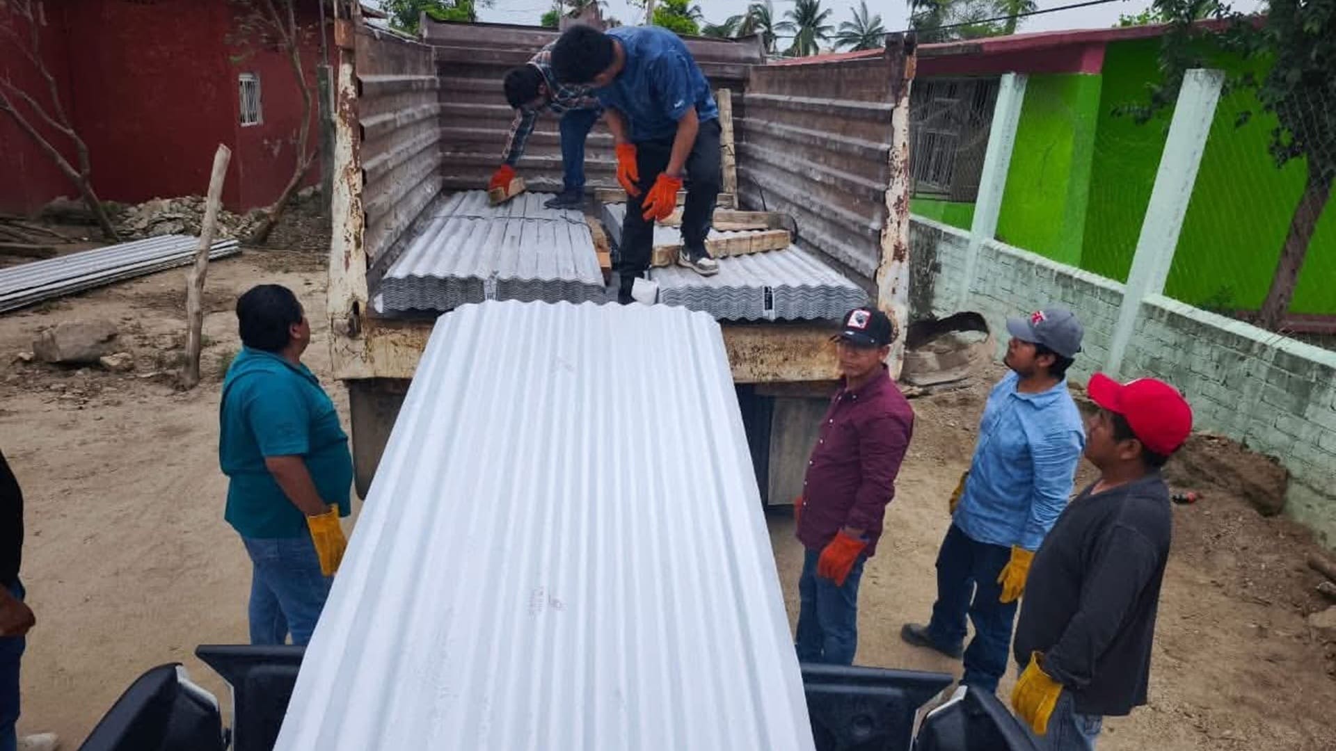 23 mil 679 viviendas dañadas de la Costa e Istmo, según censo de Bienestar