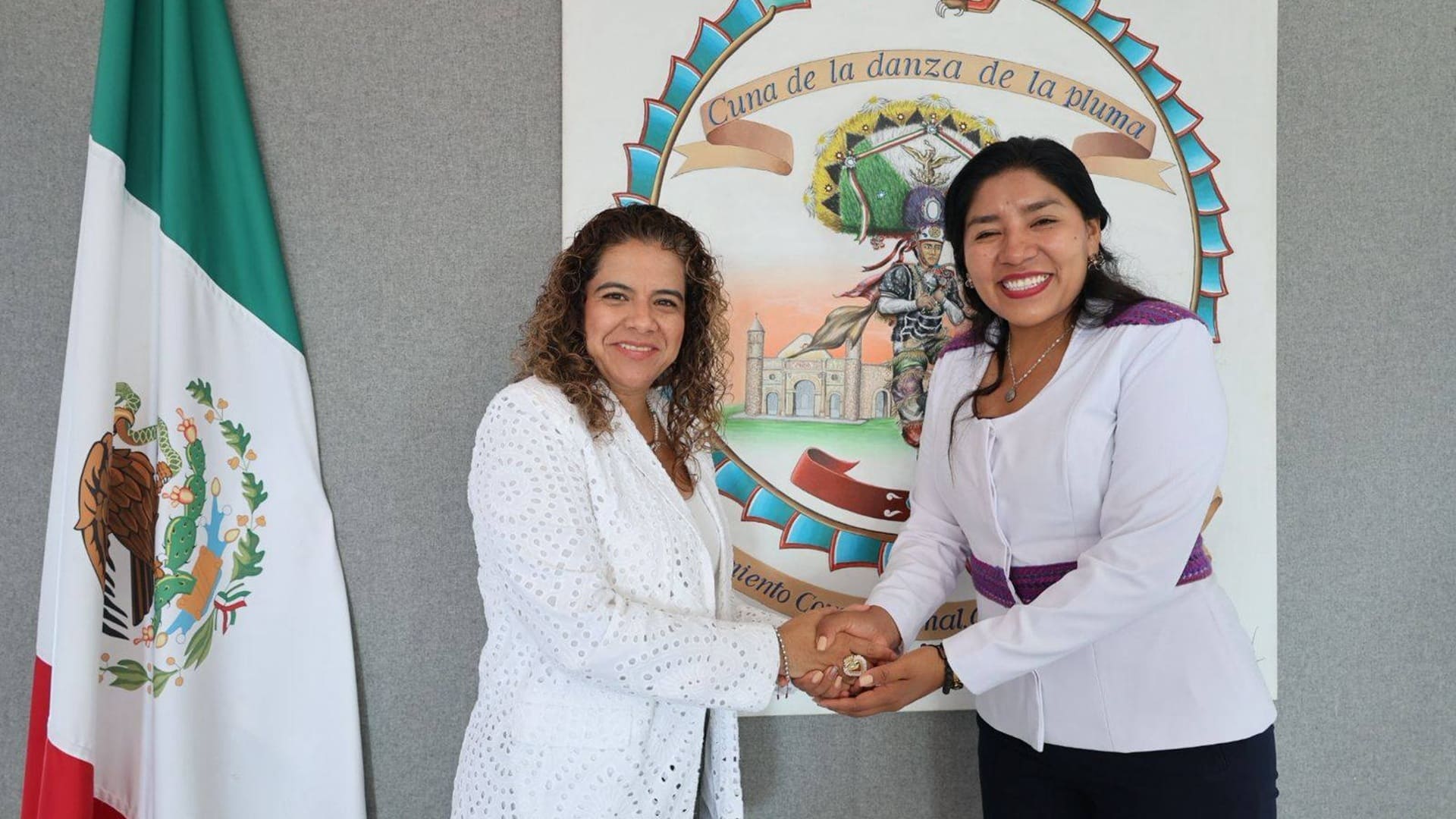 Magistrada Berenice Ramírez encabeza firma de convenio para combatir la violencia digital Magistrada Berenice Ramírez encabeza firma de convenio para combatir la violencia digital