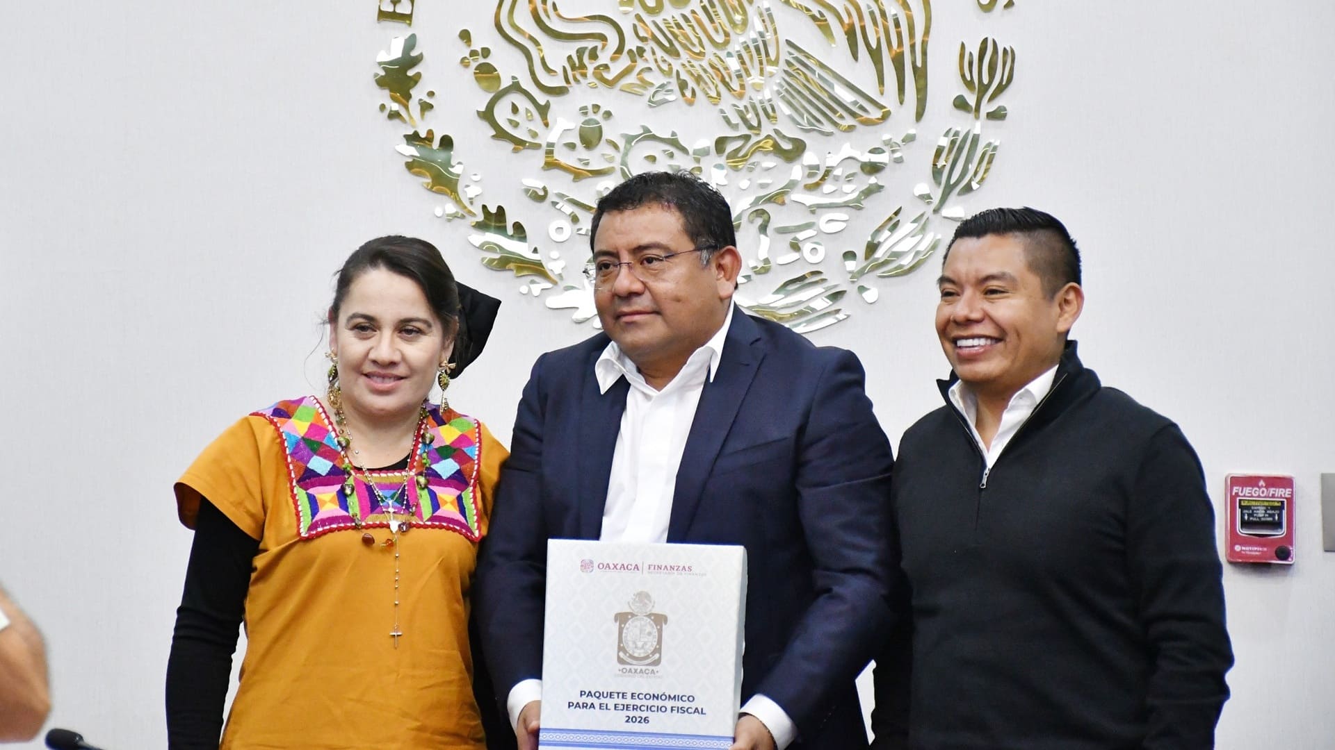 Paquete Económico 2026 llega al Congreso de Oaxaca: busca fortalecer el crecimiento y desarrollo estatal Paquete Económico 2026 llega al Congreso de Oaxaca: busca fortalecer el crecimiento y desarrollo estatal