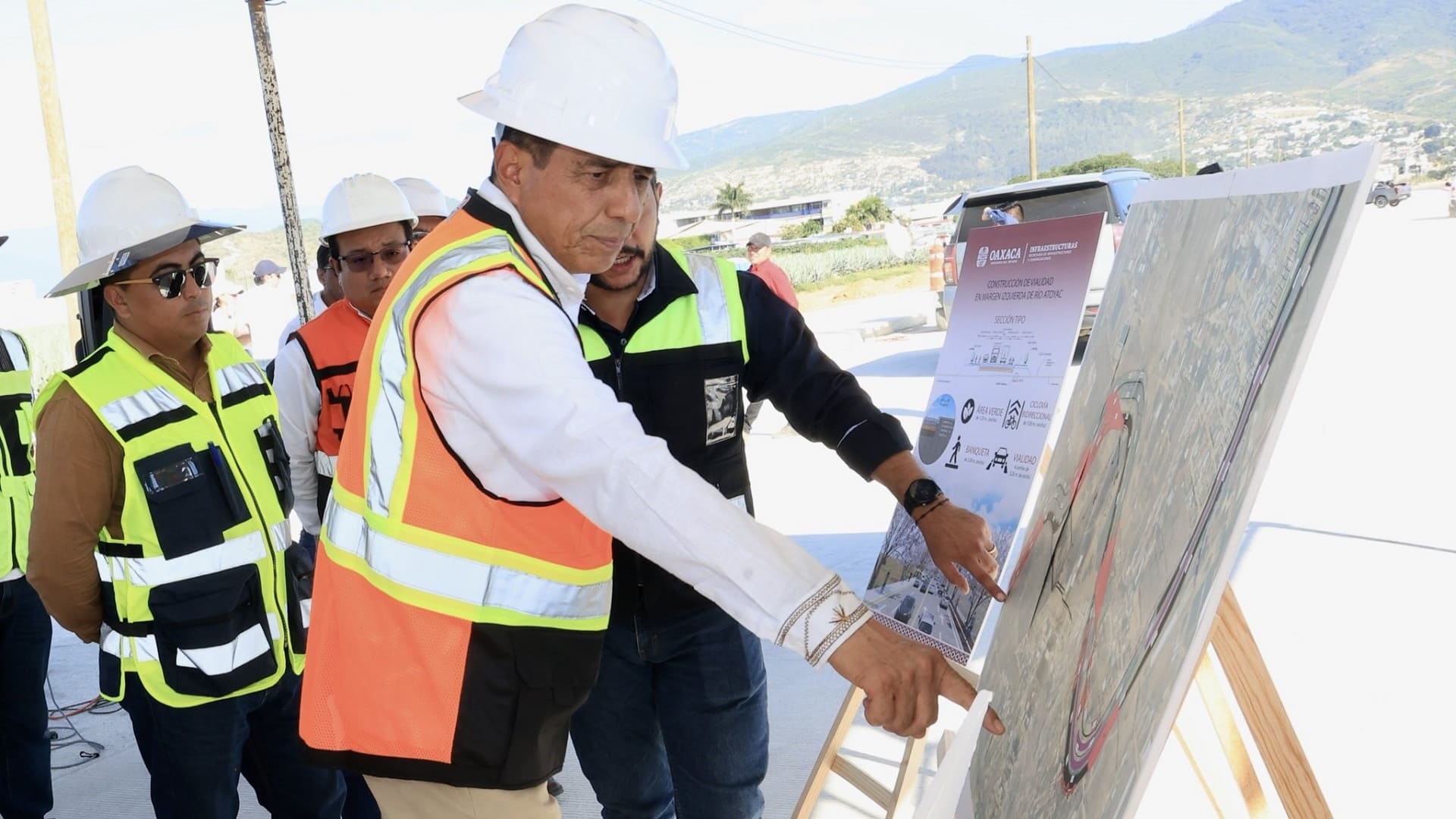Jara Cruz: “The People of Oaxaca Have the Right to Live with Dignified Roads” Jara Cruz: “The People of Oaxaca Have the Right to Live with Dignified Roads”