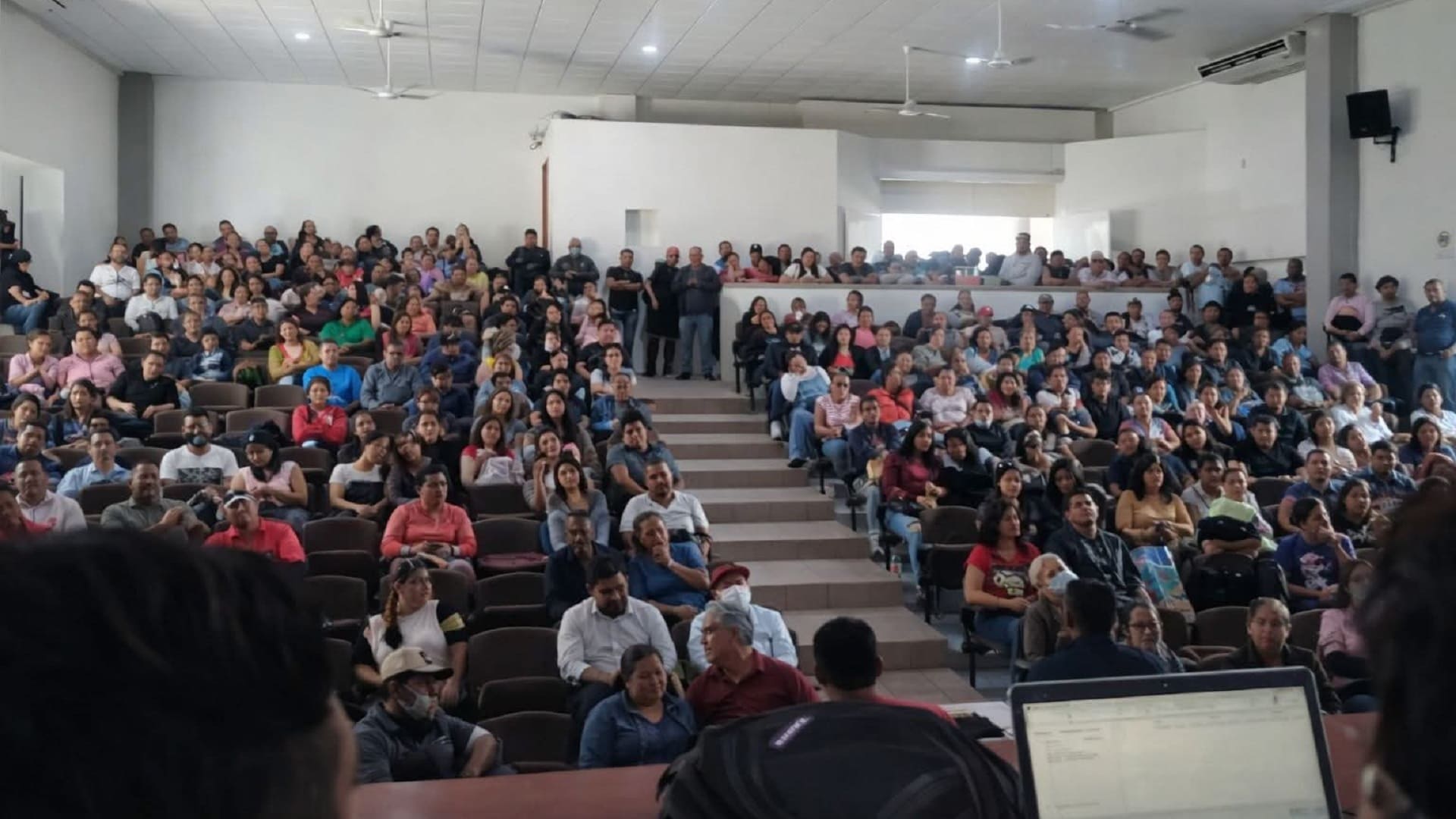 UABJO reanuda labores tras 9 días de huelga del Steuabjo