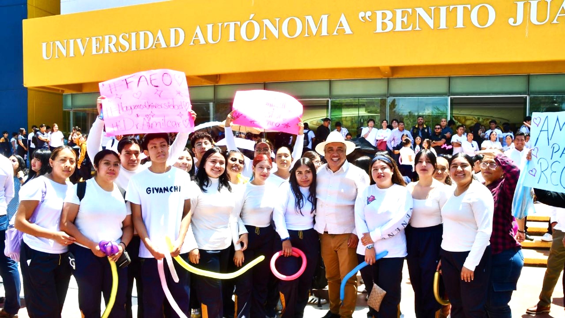 Amilcar Sosa va por la rectoría de la UABJO con llamado a la unidad Amilcar Sosa va por la rectoría de la UABJO con llamado a la unidad