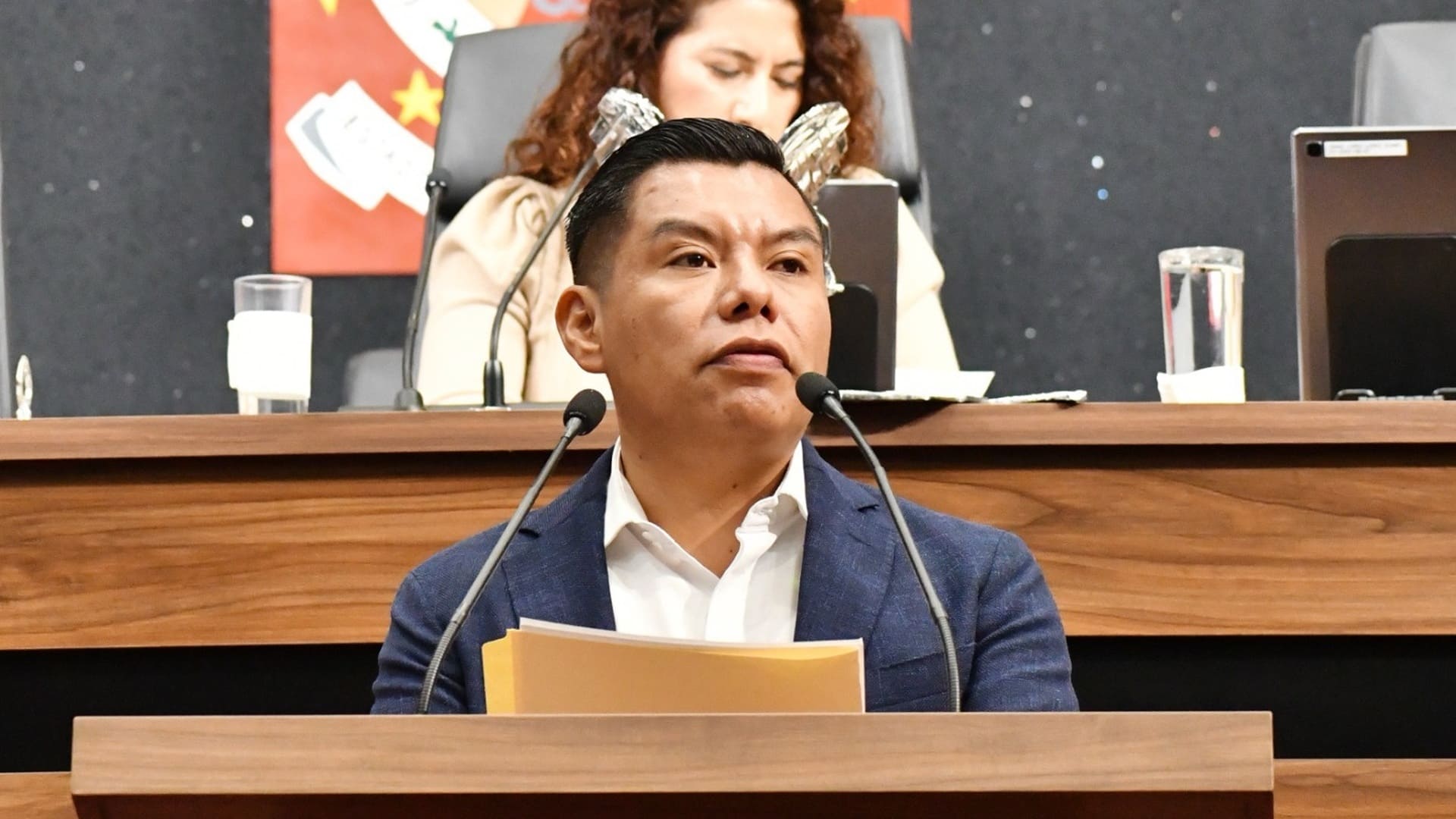 “Cada aula es esperanza”: Benjamín Viveros destaca la educación como motor de paz en Oaxaca