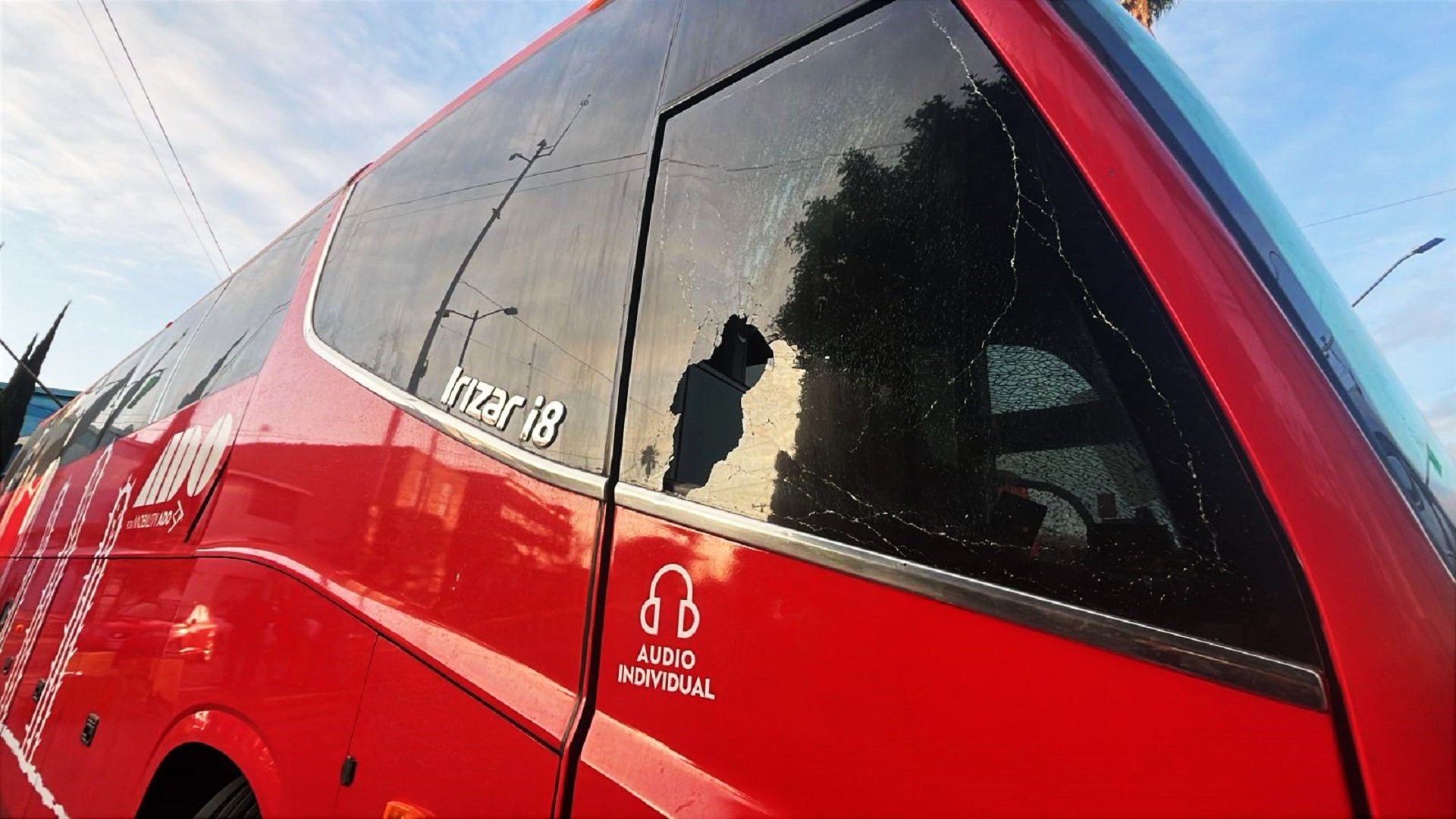 Oaxaca estalla: bloqueos del Codep desatan caos, enfrentamientos y destrozos en la capital