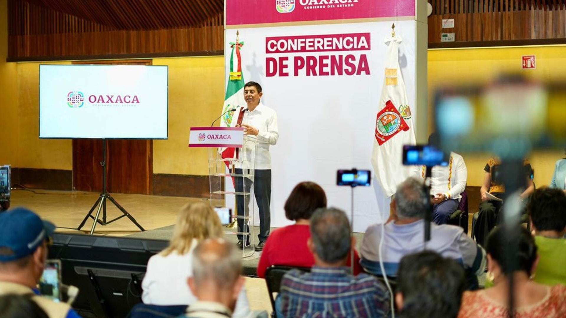 Jara advierte: “No habrá impunidad” tras triple asesinato en Juchitán