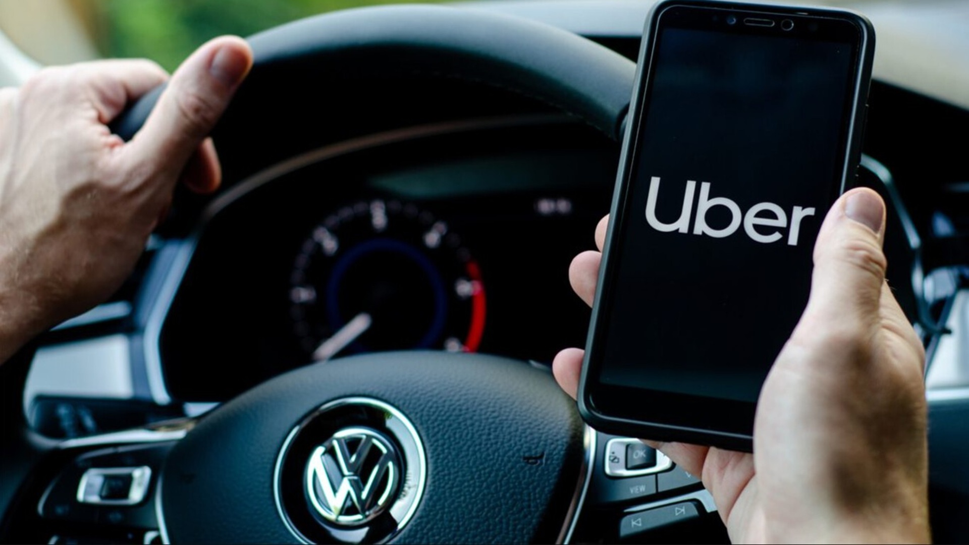 Nueva Ley de Movilidad en Oaxaca pondrá reglas a Uber, mototaxis y scooters; prevén cárcel por transporte ilegal Nueva Ley de Movilidad en Oaxaca pondrá reglas a Uber, mototaxis y scooters; prevén cárcel por transporte ilegal