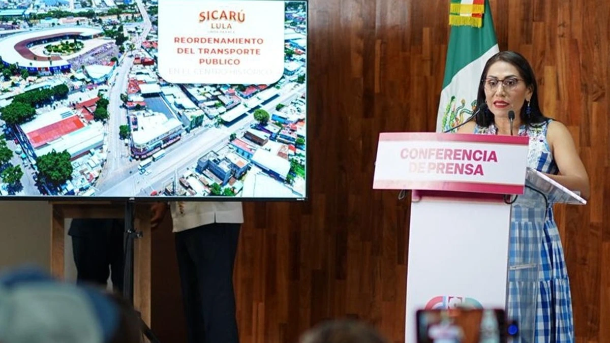 Salomón Jara defiende reordenamiento del transporte en Oaxaca y mantiene diálogo