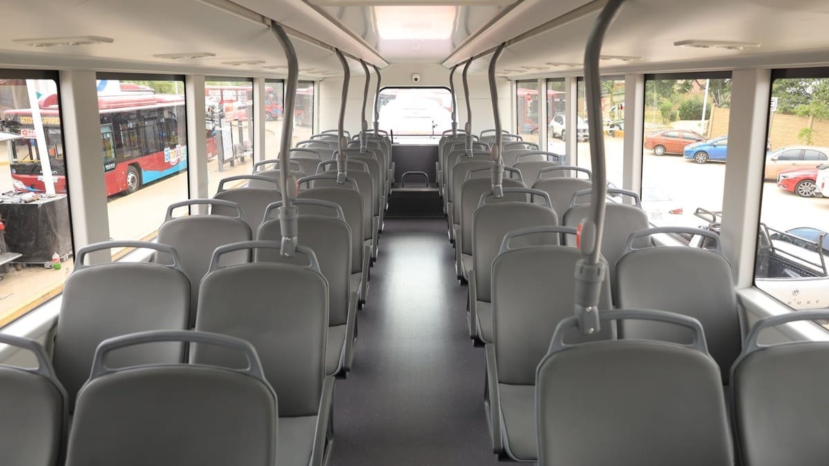 Interior de una unidad de BinniBus en Oaxaca