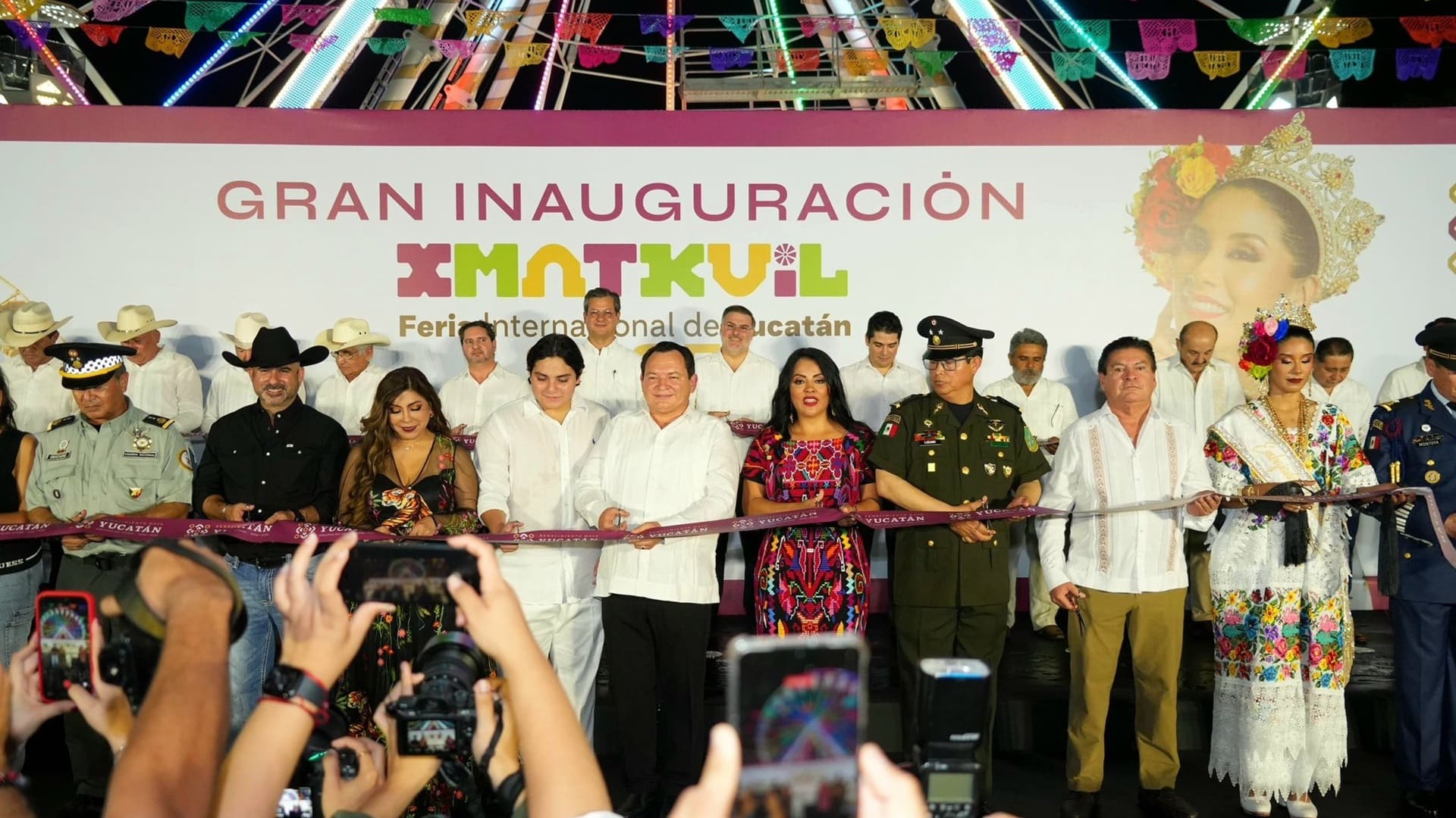 Oaxaca muestra su riqueza cultural y natural en la Feria Internacional de Yucatán 2025 Oaxaca muestra su riqueza cultural y natural en la Feria Internacional de Yucatán 2025
