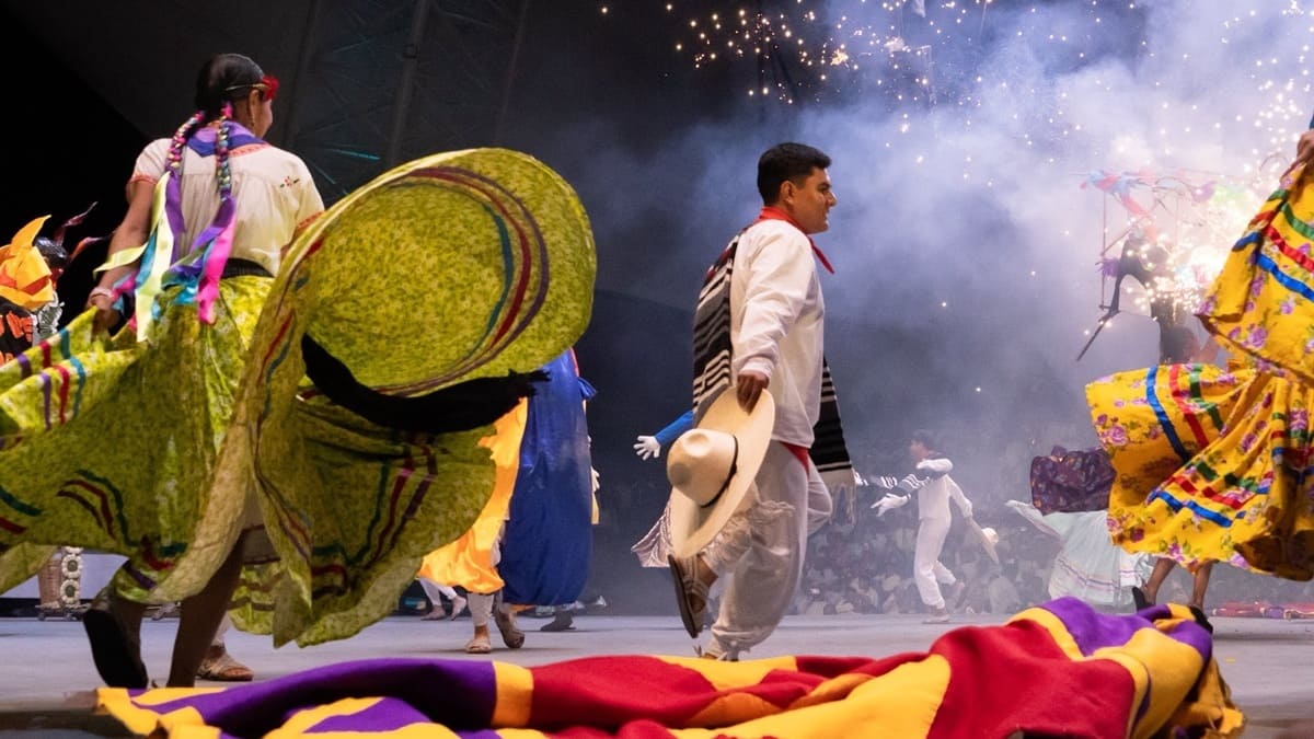 ¿Cuándo es la Guelaguetza 2026? Fechas, horarios y programa completo de los Lunes del Cerro