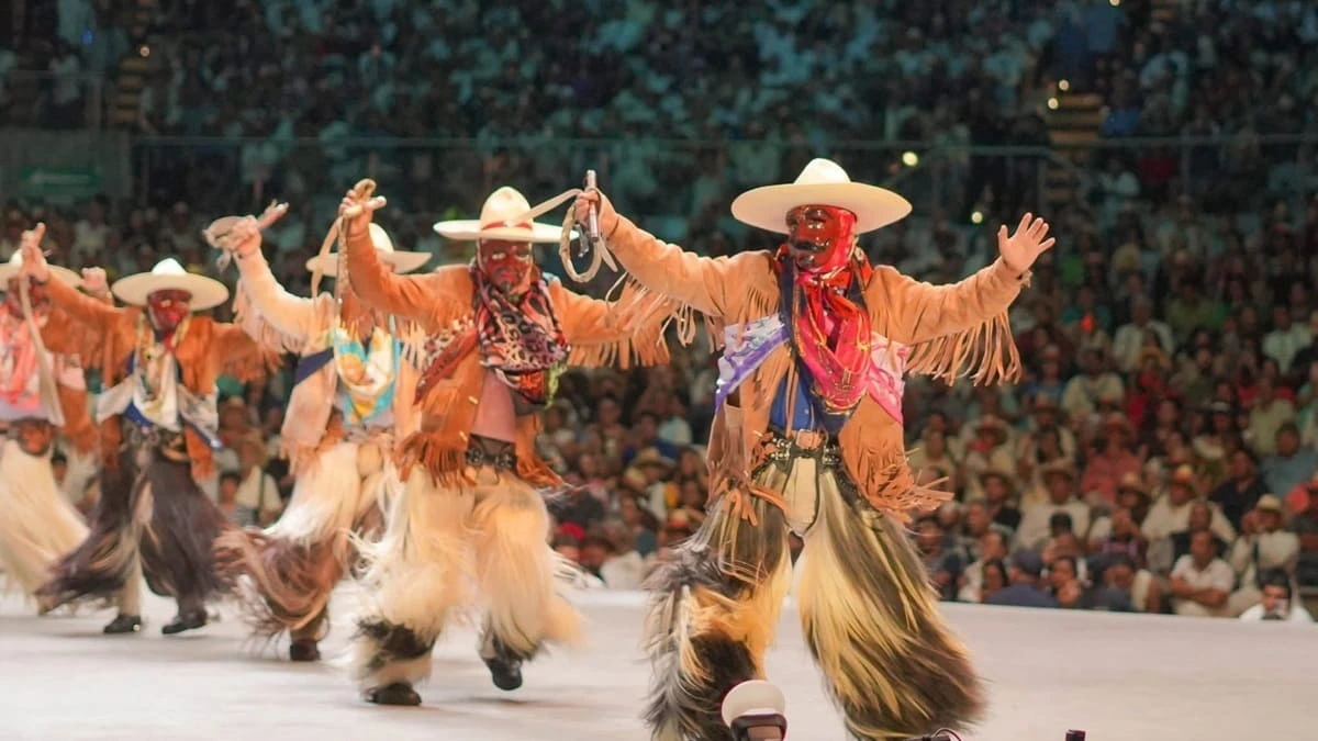 ¿Qué es la Guelaguetza? Historia, origen, significado y por qué se celebra en Oaxaca