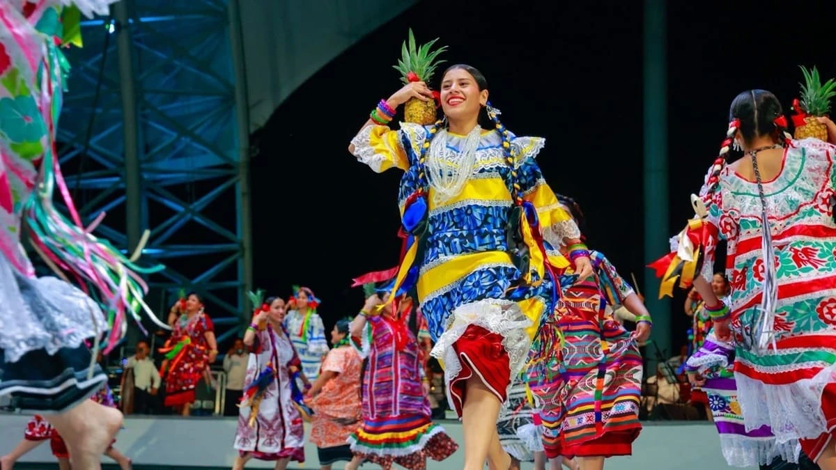 ¿Qué es la Guelaguetza? Historia, origen, significado y por qué se celebra en Oaxaca