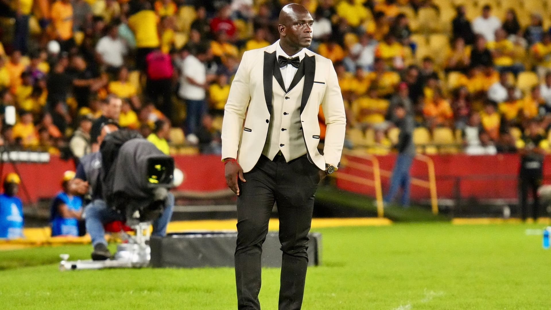 “Me viste mi mujer”; admite Segundo Castillo, técnico del Barcelona SC “Me viste mi mujer”; admite Segundo Castillo, técnico del Barcelona SC