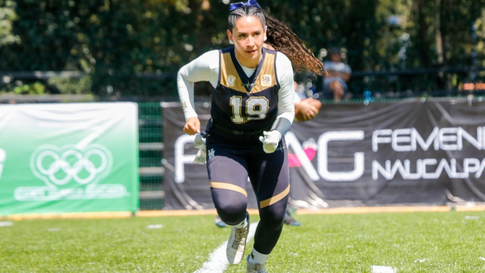 ¡Campeonas! Pumas CU femenil de flag se corona en torneo ráfaga