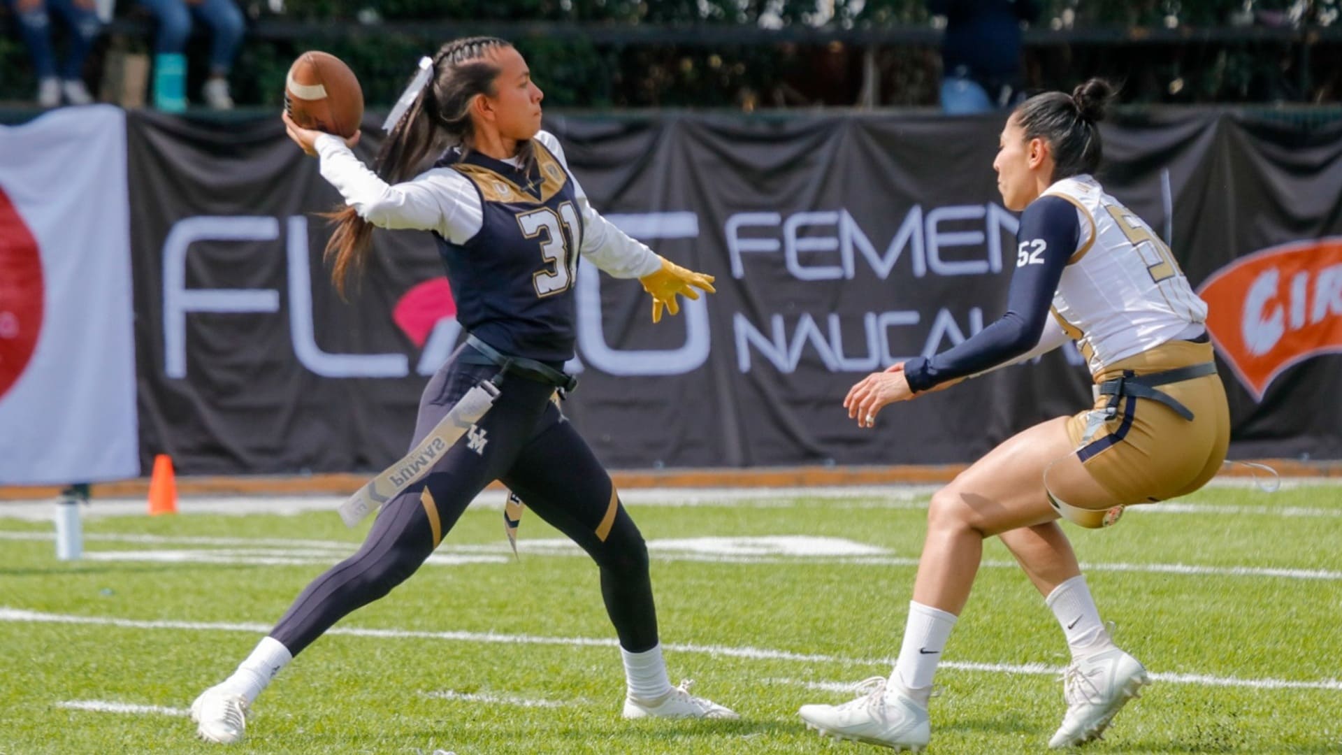 ¡Campeonas! Pumas CU femenil de flag se corona en torneo ráfaga
