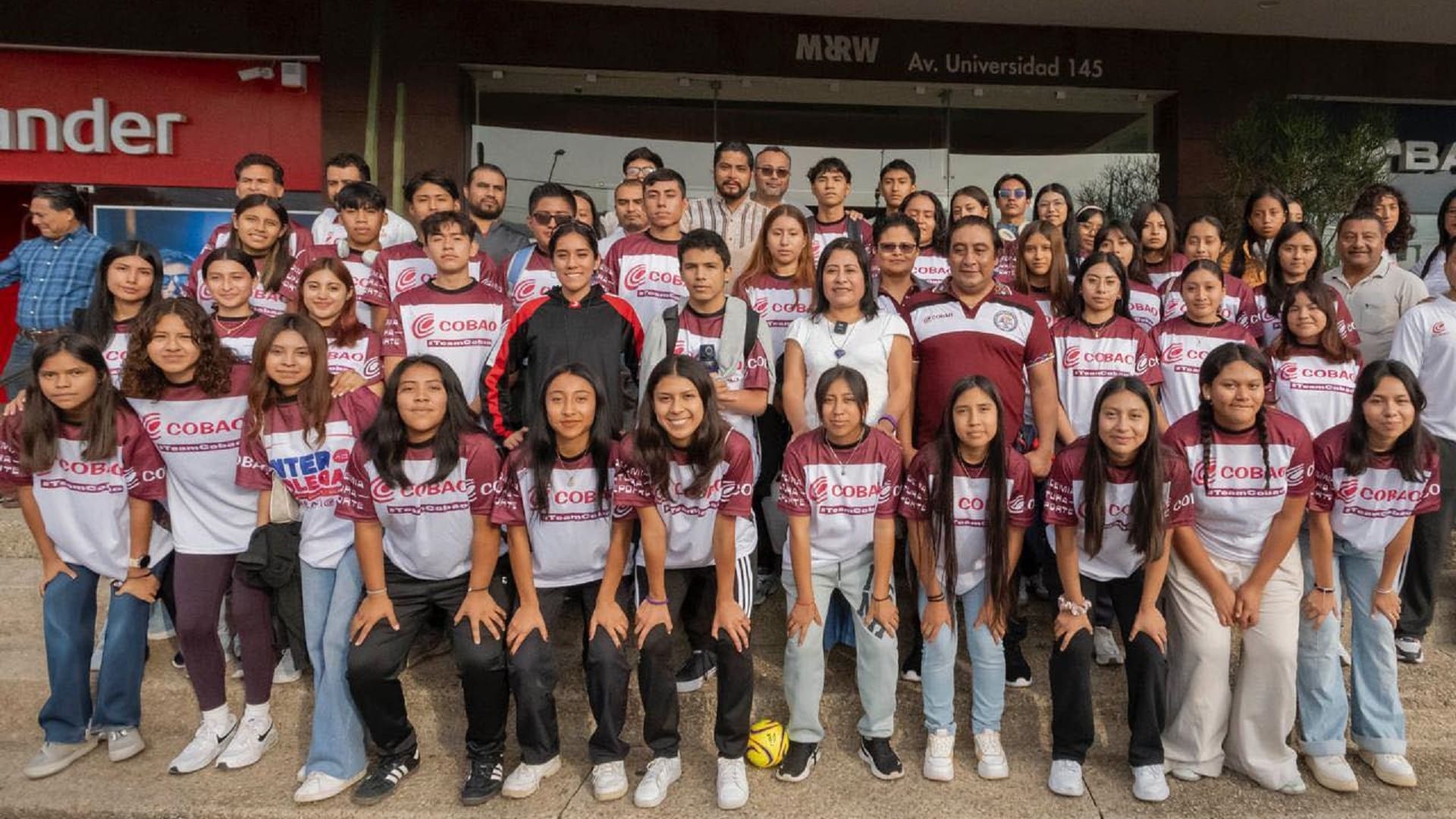 Más de 100 jóvenes del Cobao acuden a los Juegos Deportivos Nacionales de la Educación Media Superior 2025 Más de 100 jóvenes del Cobao acuden a los Juegos Deportivos Nacionales de la Educación Media Superior 2025