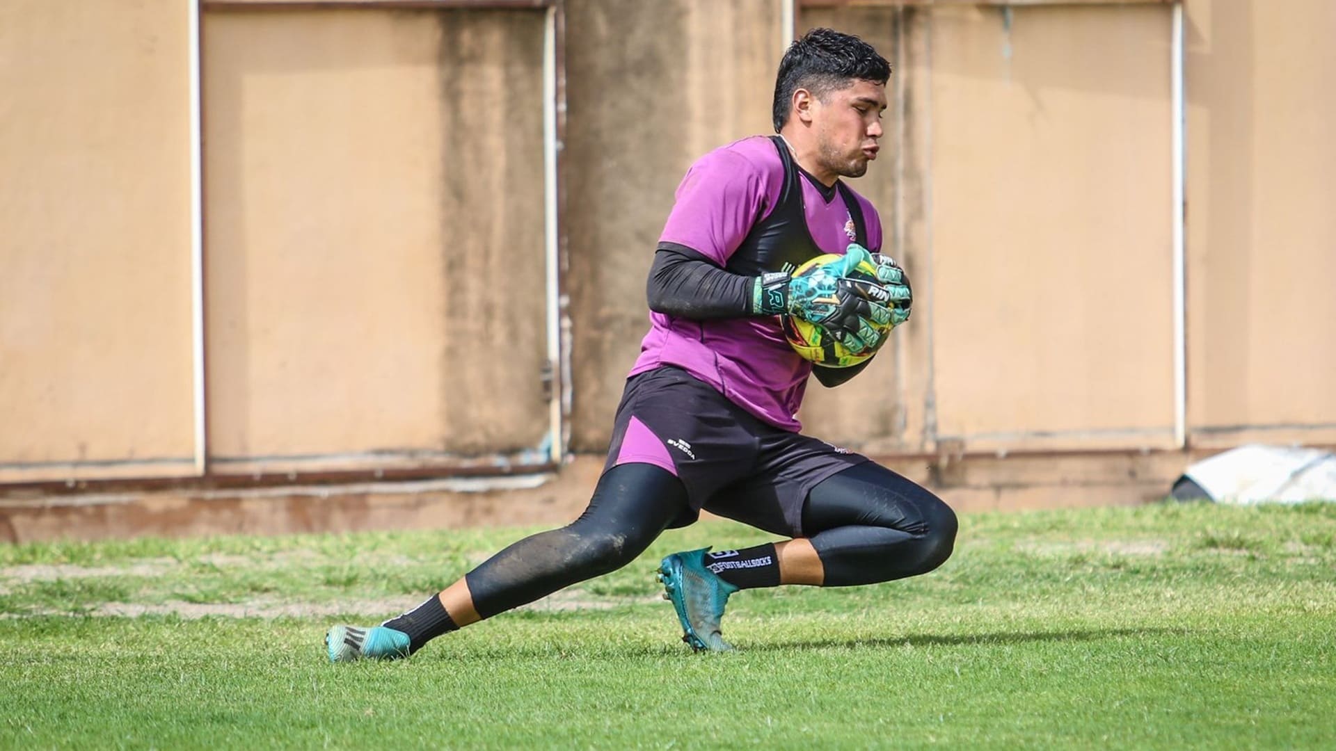 Oscar González reforzará el arco de Alebrijes de Oaxaca Oscar González reforzará el arco de Alebrijes de Oaxaca