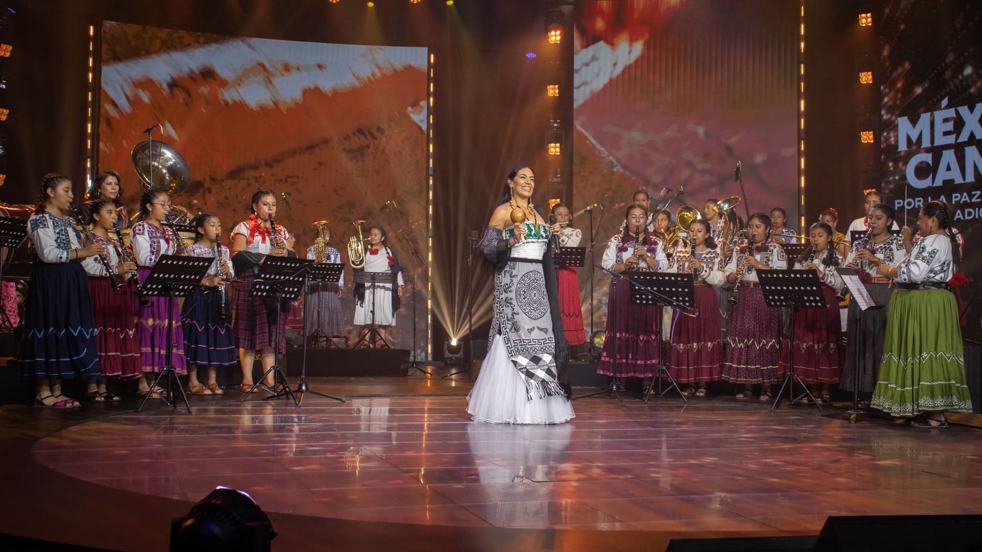 Lila Downs: México Canta es un gran esfuerzo de inclusión Lila Downs: México Canta es un gran esfuerzo de inclusión