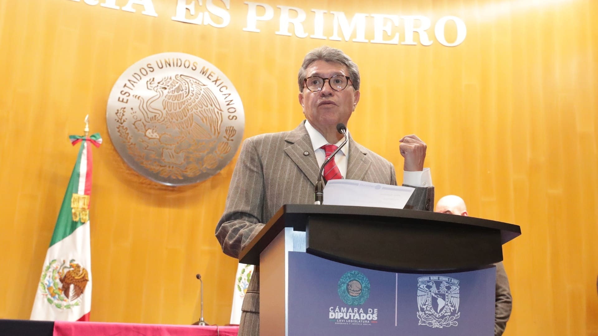 Polémica obliga a cancelar evento de sonideros en la Cámara de Diputados