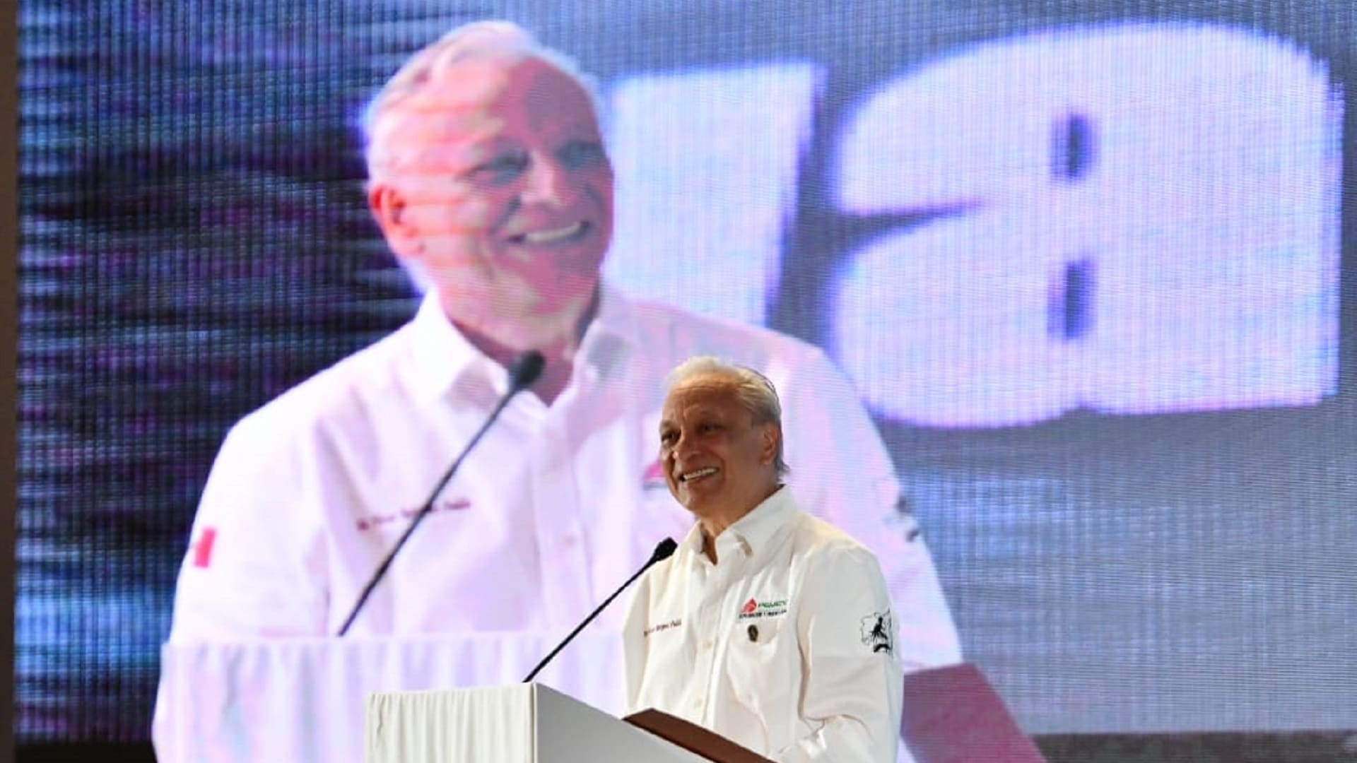 Pemex reduce 13% su deuda en 2025 y logra mejoría en calificaciones crediticias