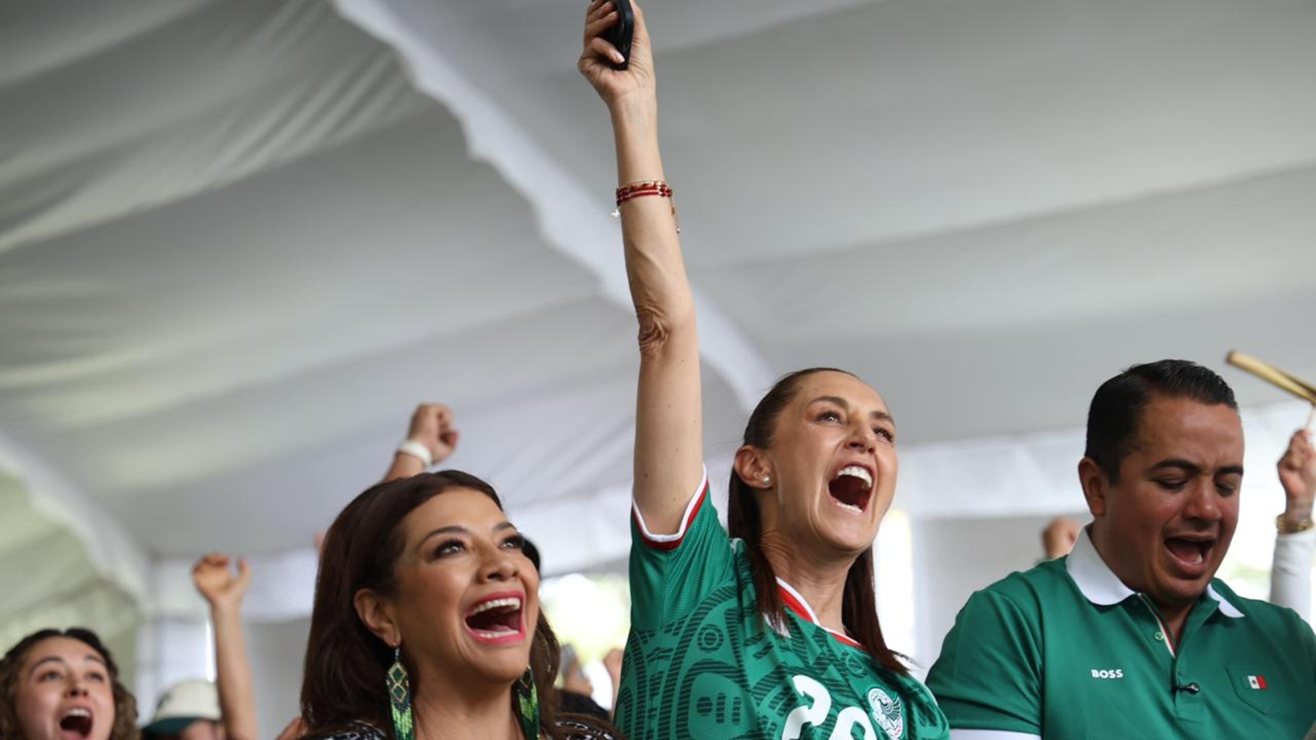 ¿Dónde vio Claudia Sheinbaum el partido inaugural del Mundial 2026? Lejos del palco VIP y cerca de la afición