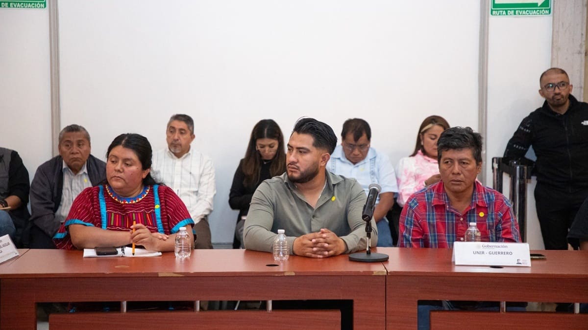 Desapariciones y pueblos indígenas: Oaxaca lleva sus exigencias de justicia a la Segob