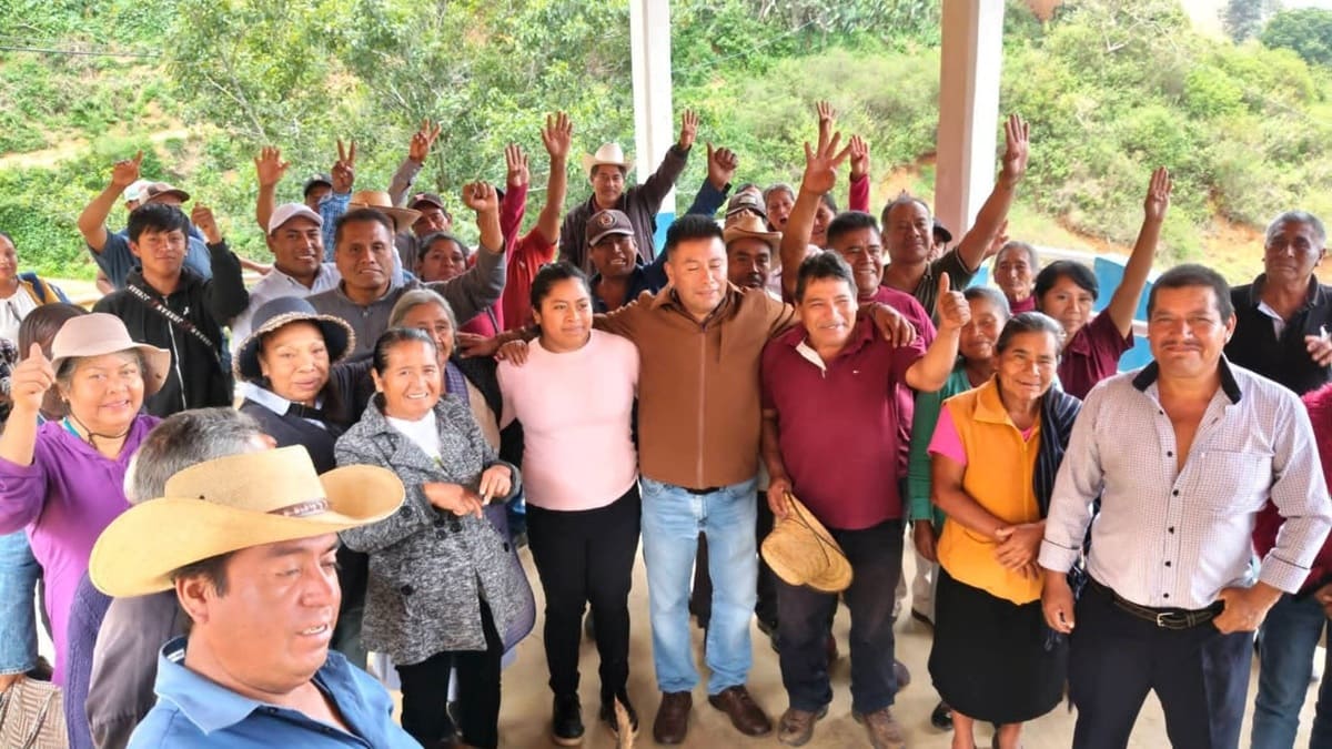 Mazatlán Villa de Flores: Apuntes para el ejercicio de un buen gobierno Mazatlán Villa de Flores: Apuntes para el ejercicio de un buen gobierno