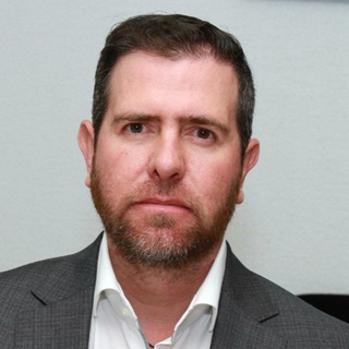 Alfredo Castillo