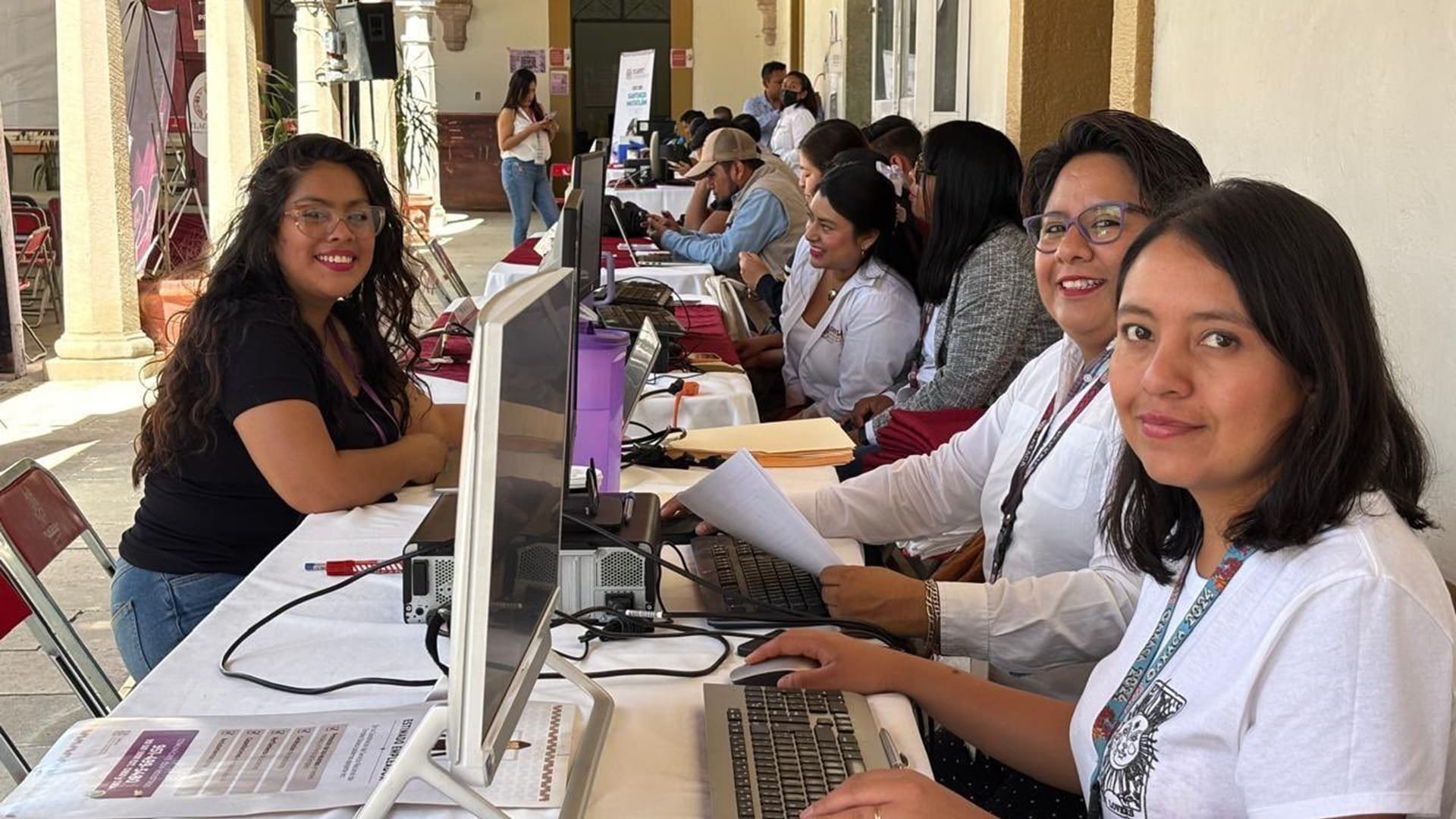 Tlacolula de Matamoros recibió la Feria Nacional de Empleo para las Mujeres 2025 Tlacolula de Matamoros recibió la Feria Nacional de Empleo para las Mujeres 2025
