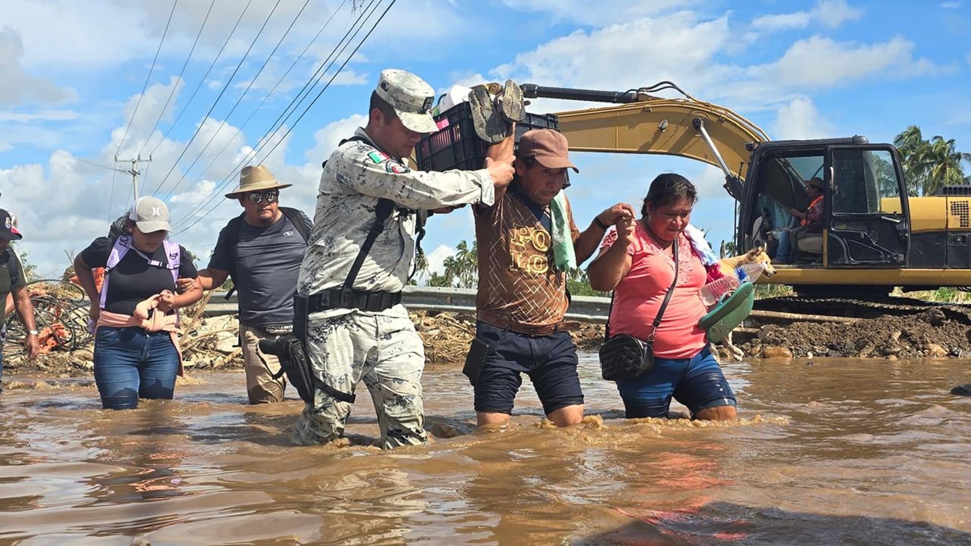 Emiten alerta por fenómeno meteorológico con potencial ciclónico en el Golfo de Tehuantepec Emiten alerta por fenómeno meteorológico con potencial ciclónico en el Golfo de Tehuantepec