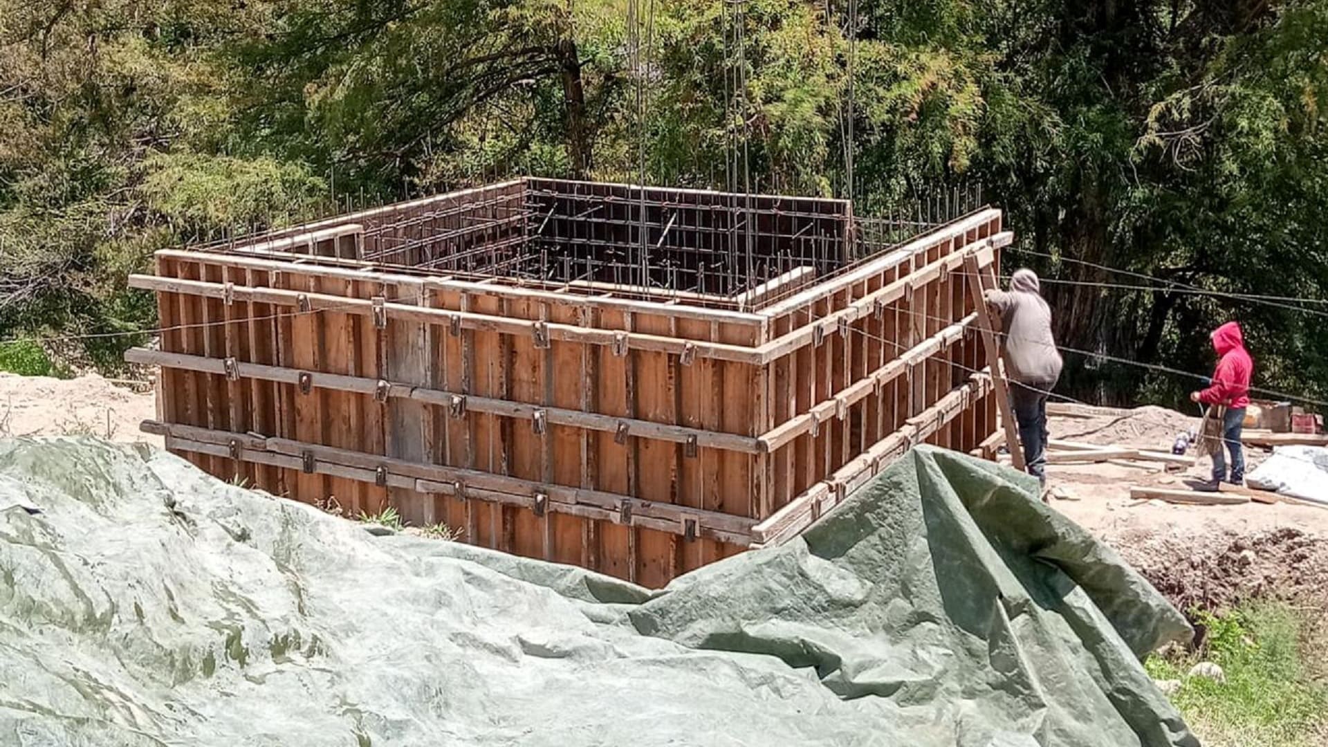 Avanza la rehabilitación del sistema de agua potable en San Miguel Tlacotepec Avanza la rehabilitación del sistema de agua potable en San Miguel Tlacotepec