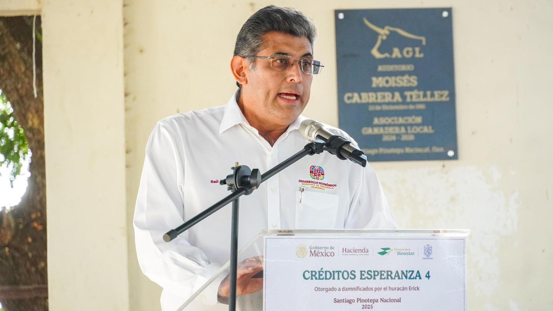 Entregan 571 apoyos del Crédito Esperanza 4 a Mipymes de Pinotepa Nacional