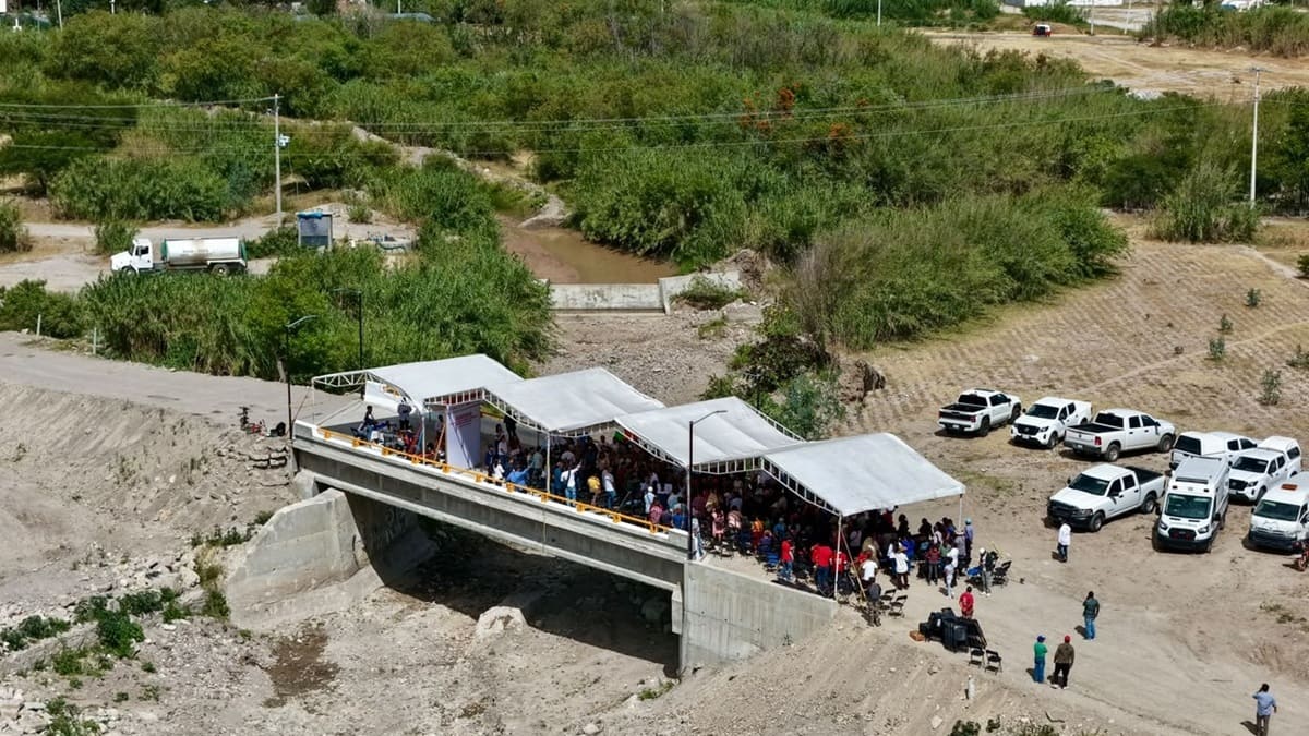 Mitla inaugura nuevo puente sobre el Río Grande con inversión de 10 mdp Mitla inaugura nuevo puente sobre el Río Grande con inversión de 10 mdp